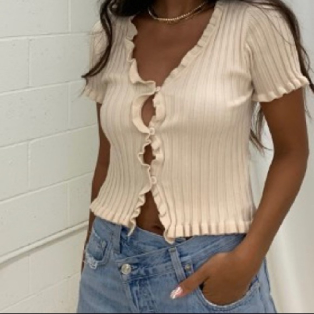 Ruffle top